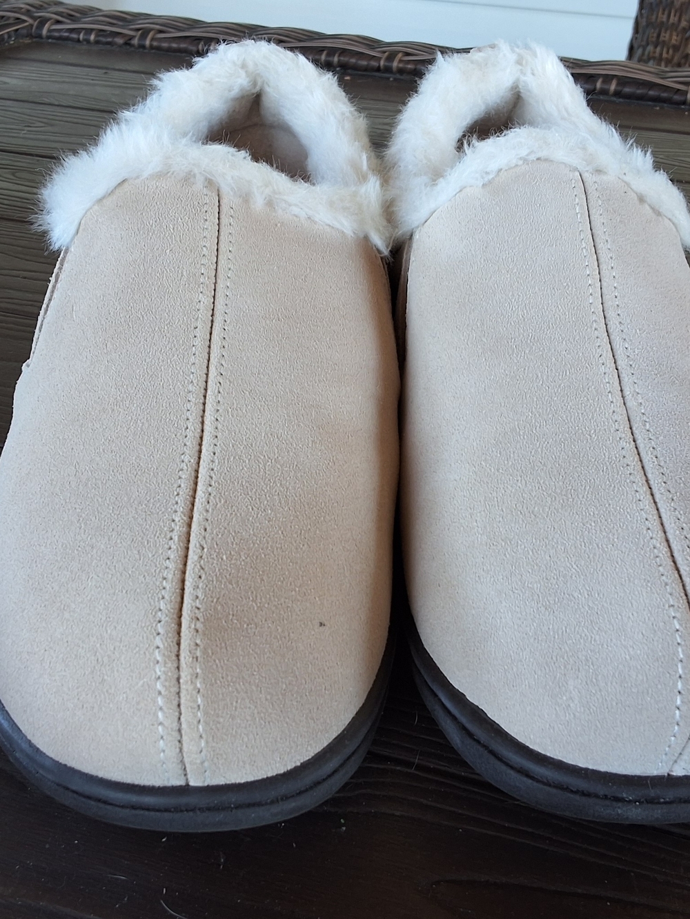 Cozy Cream Faux Shearling Slip-On Slippers Daniel Green Size 11W